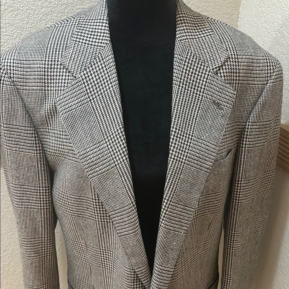 Men’s Club Room 100 % Silk Gingham Classic Blazer Size 44L Jacket! - Picture 2 of 15